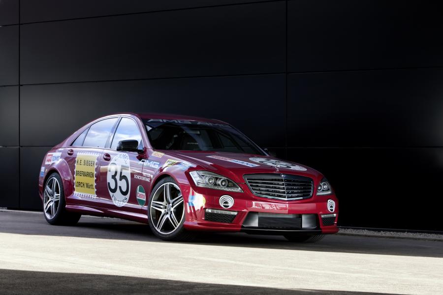  Mercedes-Benz S63 AMG ShowCar 2010 года  (фото 1 из 15)
